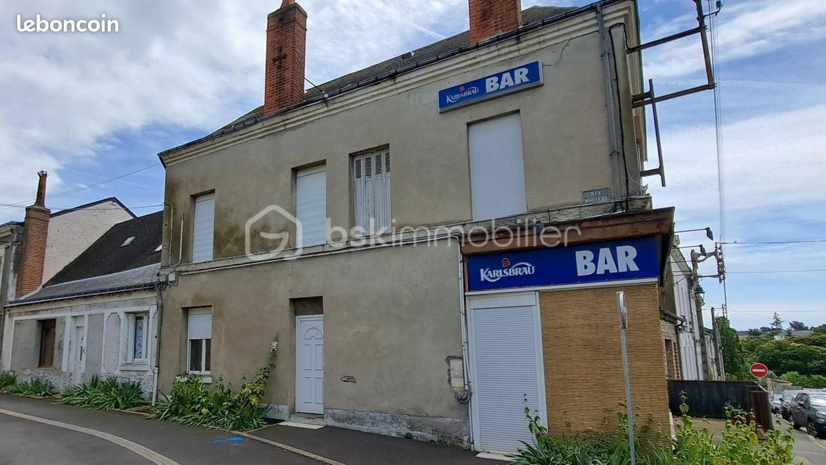 Local commercial 200 m² · à Château-Renault · 200 m² · 96 000 €