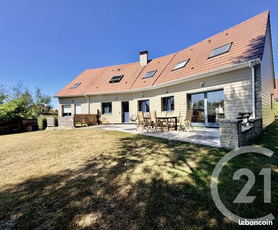 Maison 8 pièces 202 m² · à Saint-Martin-Boulogne · 202 m² · 450 000 €