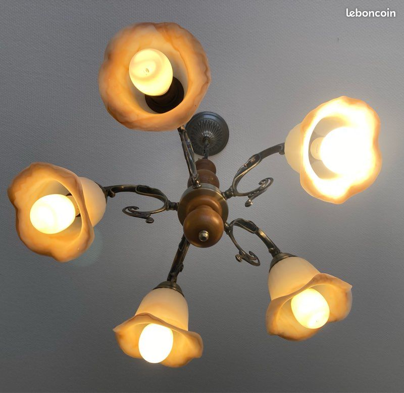 Lustre 5 Tulipes En Bronze - Modèle N°13 - Occasion Très Bon état