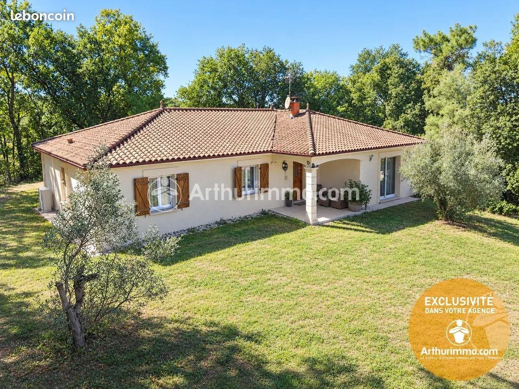 Maison 5 pièces 146 m² · à Neuvic · 146 m² · 296 000 €