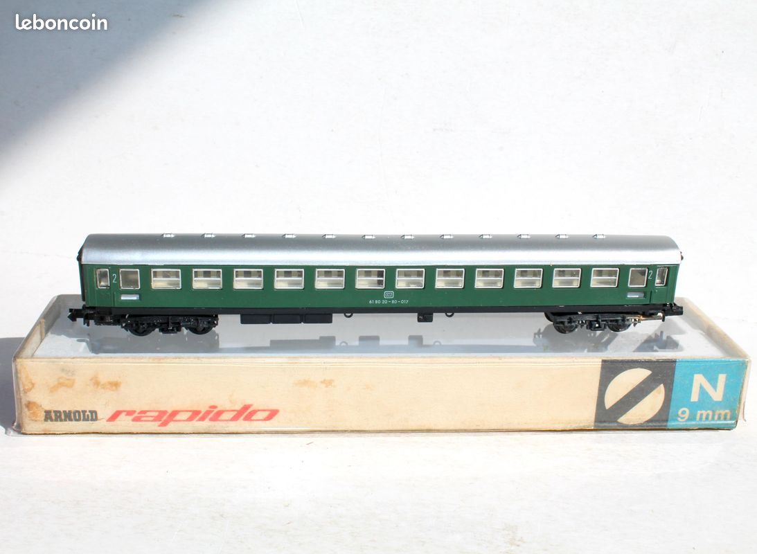 KATO, Southern Pacific Daylight, set de 4 wagons voyageurs (Gebraucht) in La Coudre für CHF
