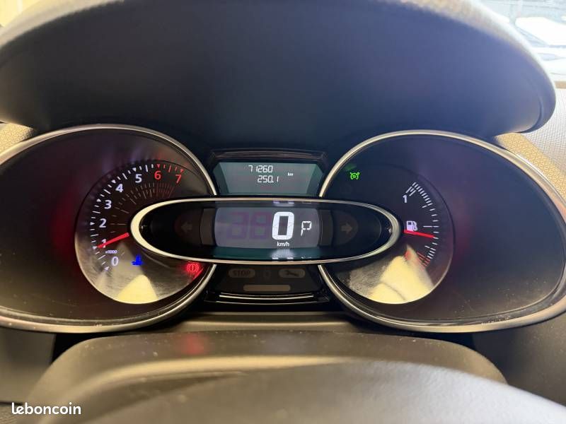 Renault Clio TCe 120 Energy EDC Intens (image 30)
