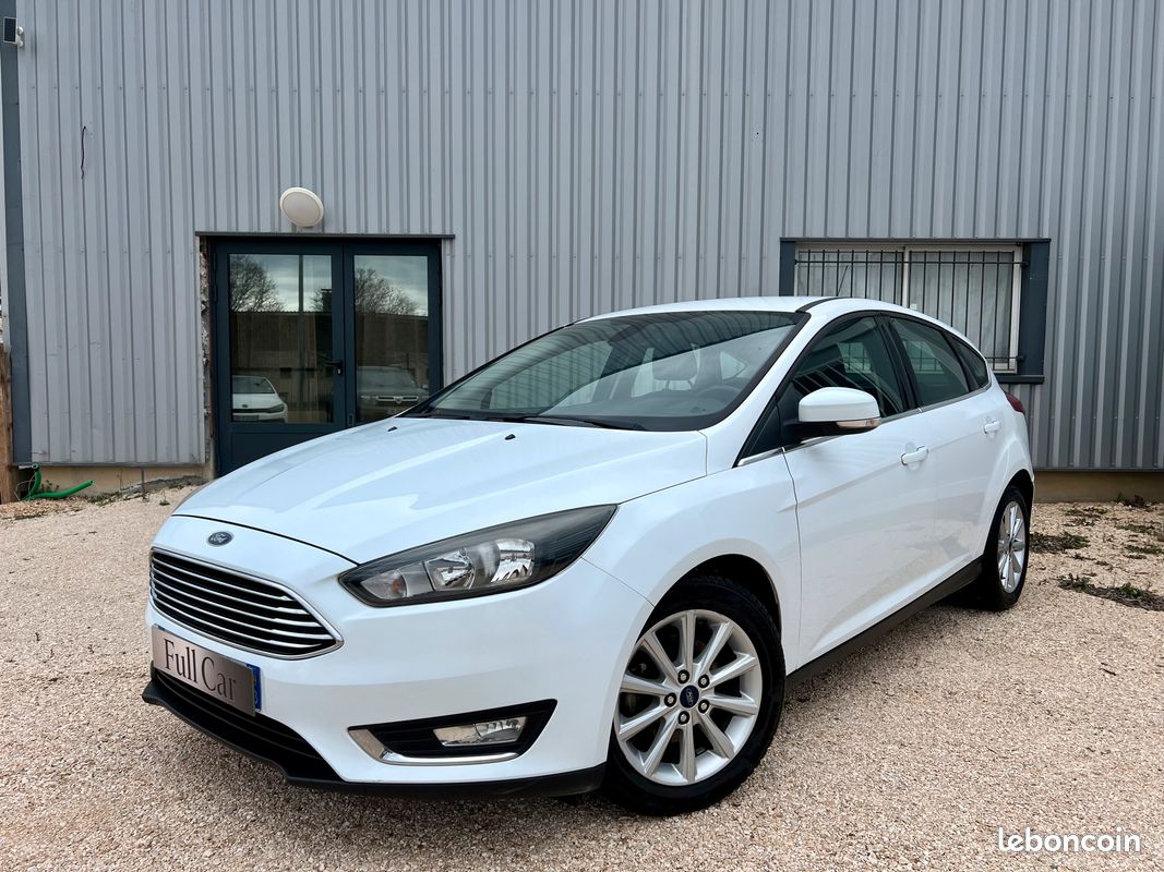 Ford Focus 3 Phase 2 - 1.0L EcoBoost 100ch S&S Business Nav (image 1)