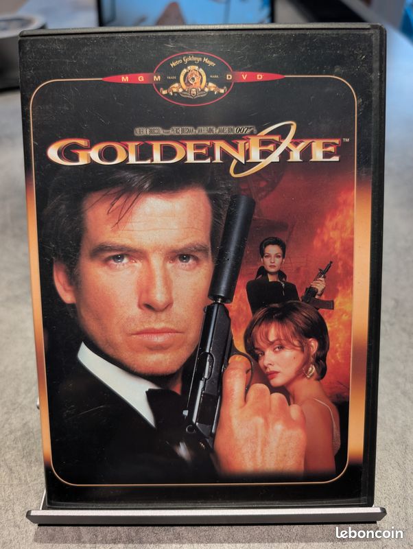 DVD - James Bond 007 : GoldenEye - Pierce Brosnan Film Culte (image 1)