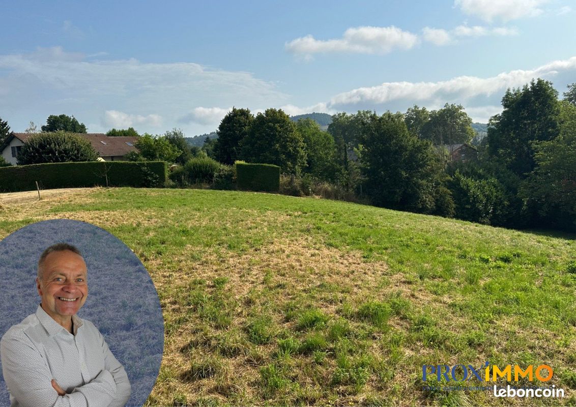 Terrain 1101 m² · à Saint-Geoire-en-Valdaine · 1 101 m² · 100 000 €