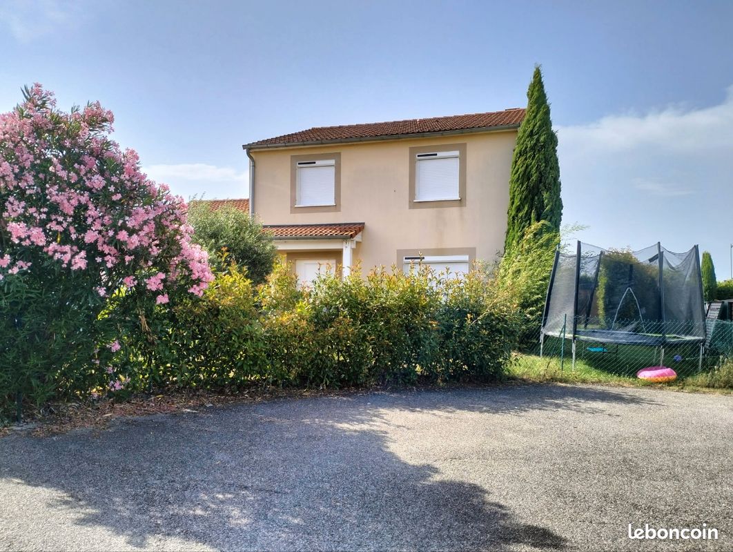 Maison 6 pièces 155 m² · à Saint-Maurice-l'Exil · 155 m² · 385 000 €