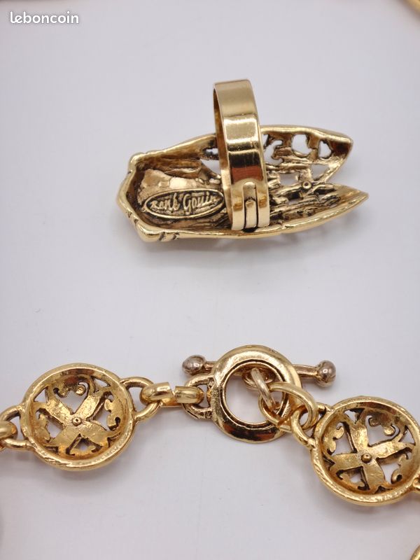 Parure De Bijoux René Gouin Motif Provençal Cœur Et Cigale - Collier, Bracelet, Bague - Occasion Bon état