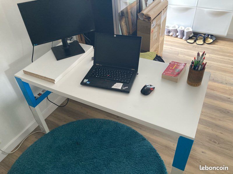 Bureau enfant IKEA réglable (image 1)