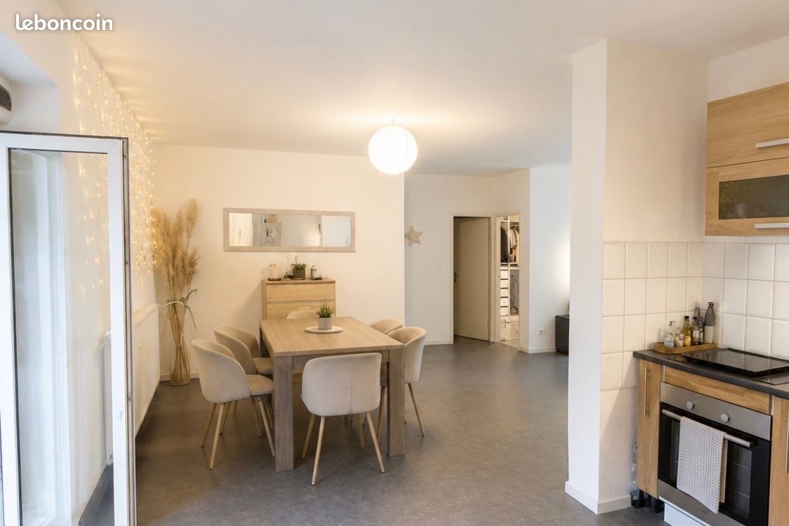 Appartement 3 pièces 75 m² · à Contrexéville · 75 m² · 740 €
