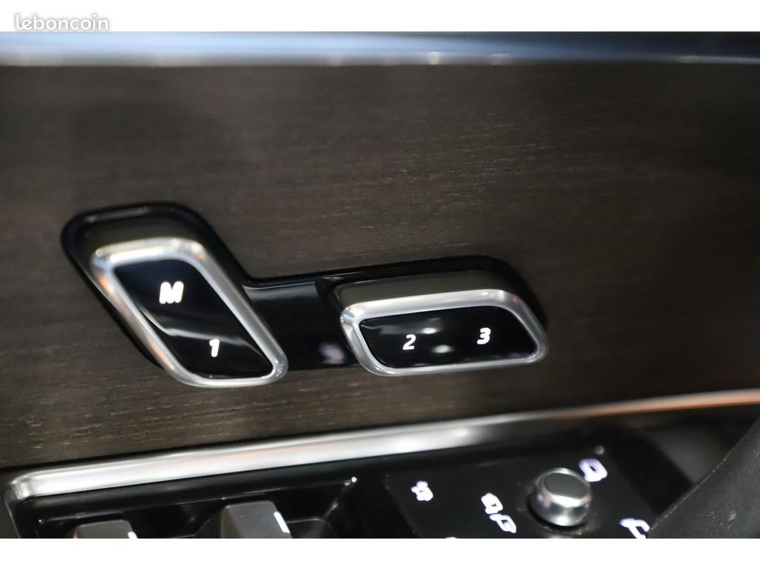 LAND ROVER RANGE ROVER V P510e SWB 3.0 510 PHEV AWD Autobiography - BVA (image 39)
