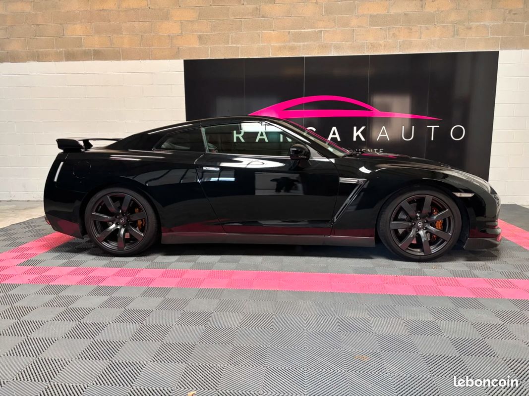 Nissan GT-R GT-R 3.8 V6 485 (image 11)