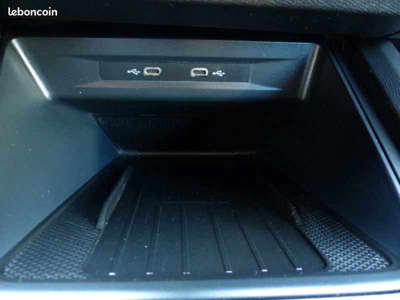 Cupra FORMENTOR 1.4 E-HYBRID 204CH V DSG6 (image 22)