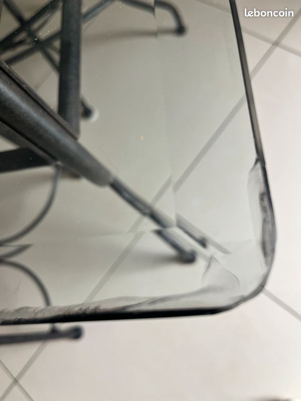 Table et chaise en fer (image 5)