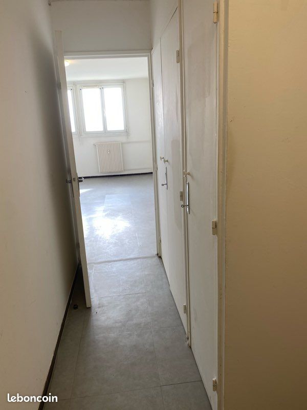 Appartement 1 pièce 38 m² · à Marseille · 38 m² · 550 €/mois