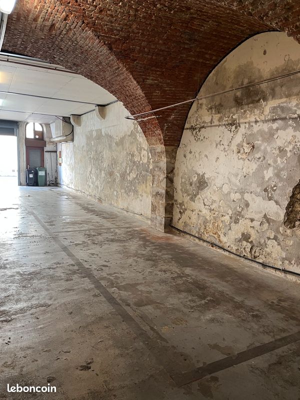 Place de parking couvert