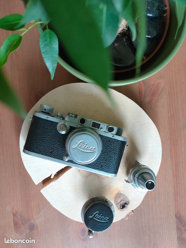 Appareil photo Leica IIIa et ses accessoires (image 1)