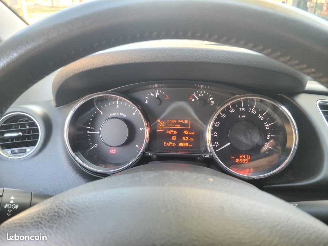 PEUGEOT 3008 1.6 BLUEHDI 120 ALLURE BUSINESs (image 13)