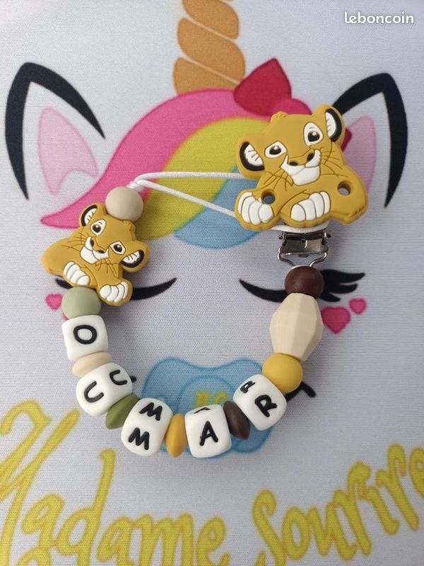Attache tétine personnalisée Simba Le Roi Lion Madame Sourire JLC (image 3)