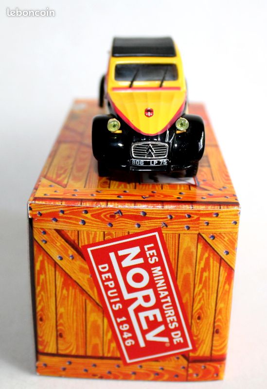 NOREV CITROEN 2CV AZ 1956 grise - Les micro miniatures 1/86 collection NOREV CITROEN 2CV AZ 1956 grise - Les micro miniatures 1/86 collection