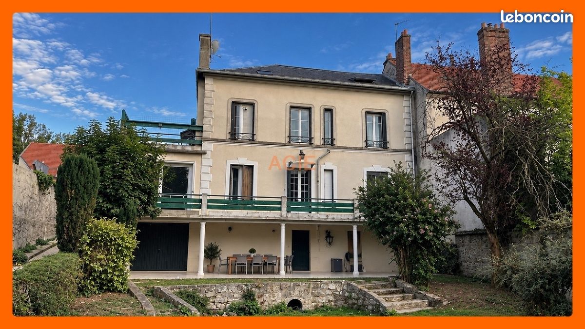 Maison 9 pièces 189 m² · à Louvres · 189 m² · 488 000 €