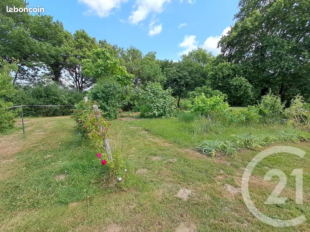 Terrain 461 m² Grosbreuil · 54 800 €