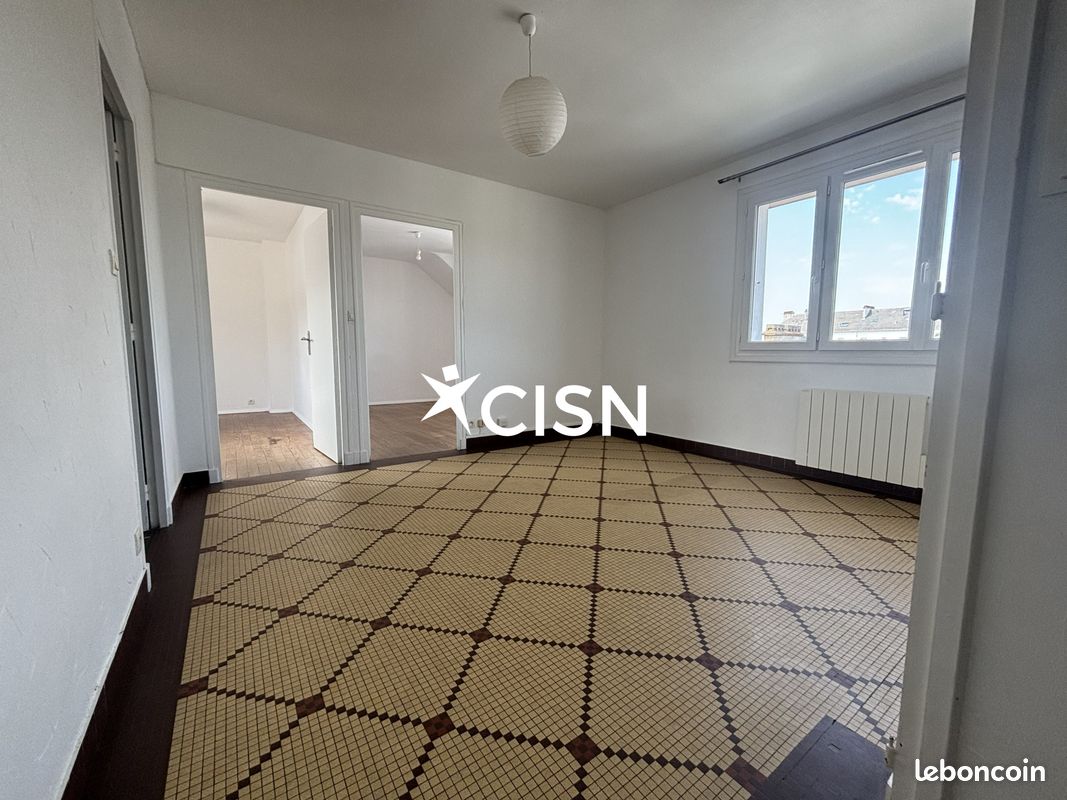 Appartement 3 pièces 55 m² · à Saint-Nazaire · 55 m² · 730 €