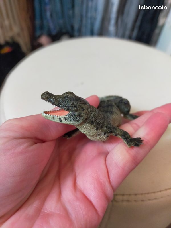 Figurine de crocodile ou alligator papo 2012 Jeux Jouets