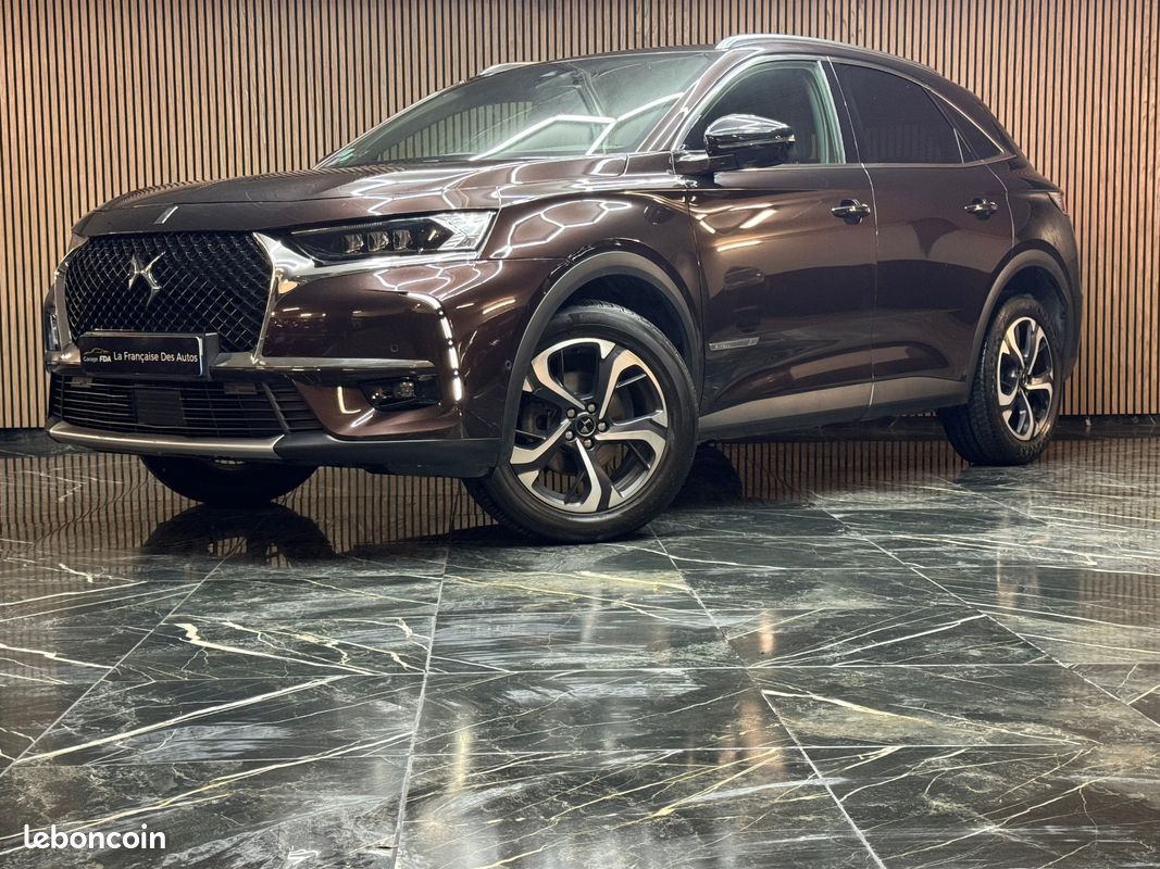 DS DS7 CROSSBACK EXECUTIVE Ess 180 EAT8 Executive (image 1)