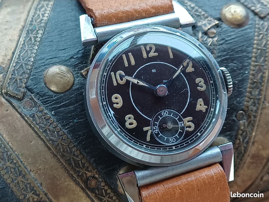 Ancienne Montre Féminine Années 90 - Lunette Tournante à Clic, état Et Fonctions Parfaits