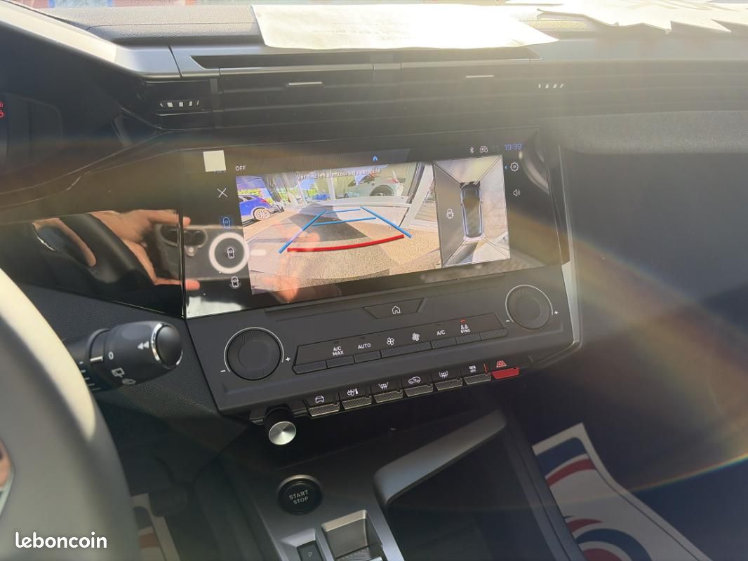 Peugeot 308 BlueHDi 130ch SetS EAT8 Allure (image 22)