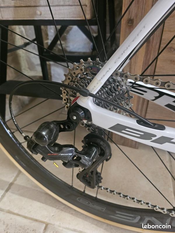 BH G7 pro Campagnolo 6,6kg taille L (image 3)