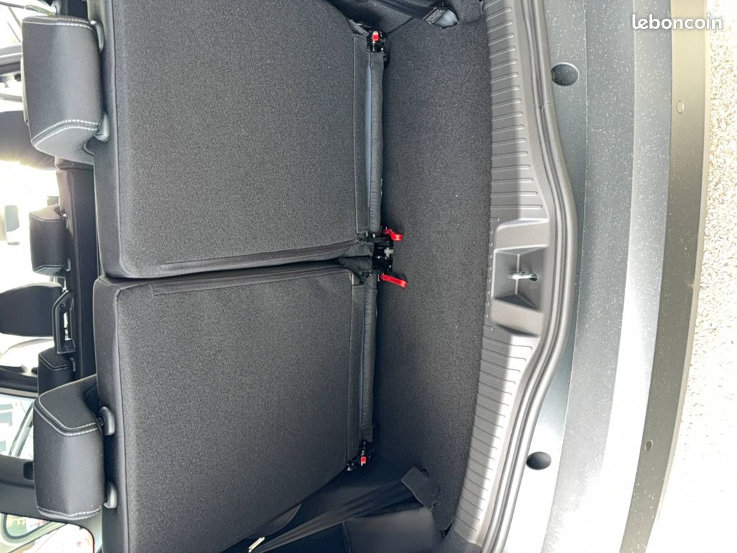 DACIA Jogger ECO-G 120 auto 7 pl Journey (image 18)