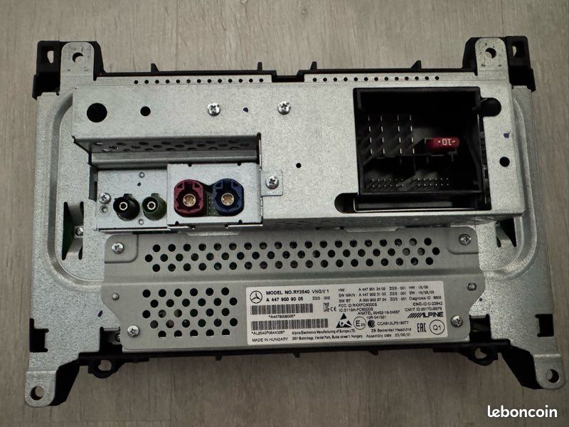 Autoradio alpine pour Vito Mercedes (image 2)