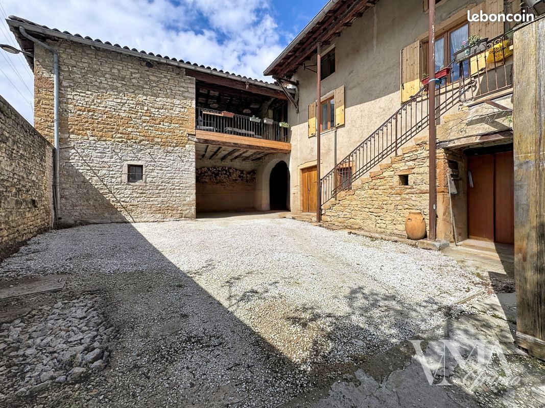 Maison 5 pièces 155 m² · à Morancé · 155 m² · 625 000 €