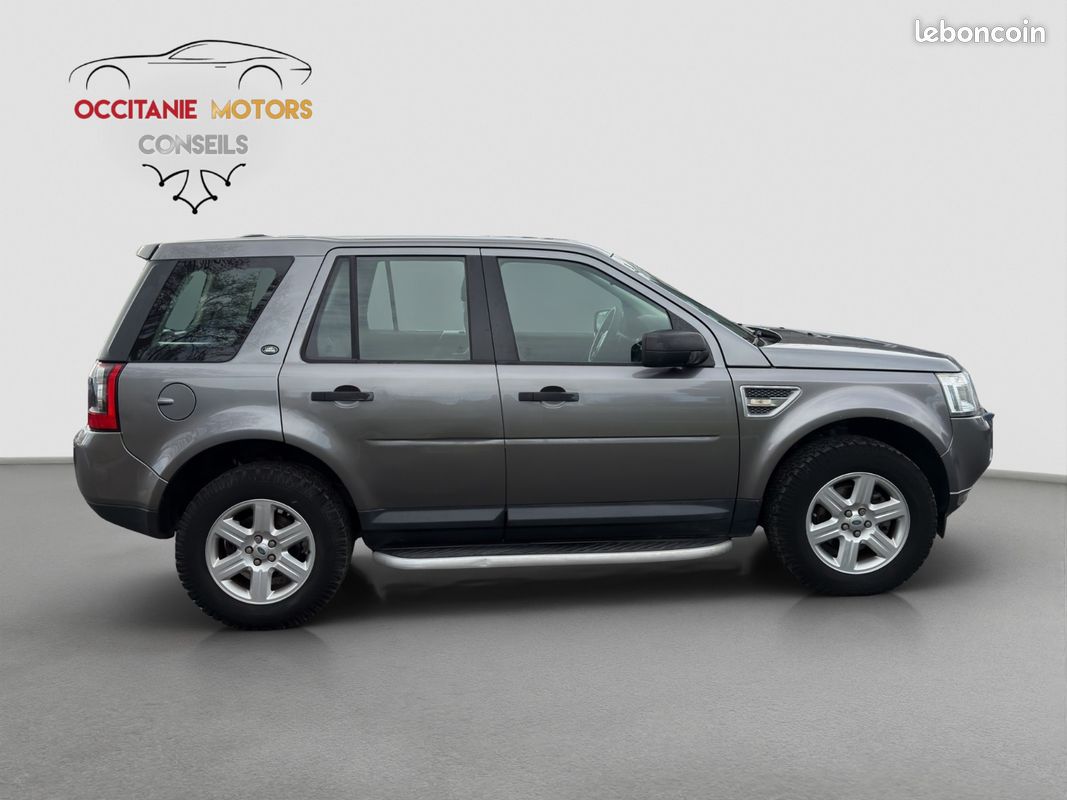 Land Rover FREELANDER 2 TD4 2.2 150ch 4X4 S (image 8)