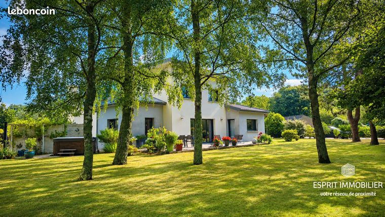 Maison 5 pièces 136 m²