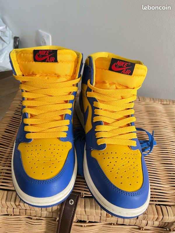 Chaussures Nike Air Jordan Bleu Jaune Nike Air Jordan Retro Hi