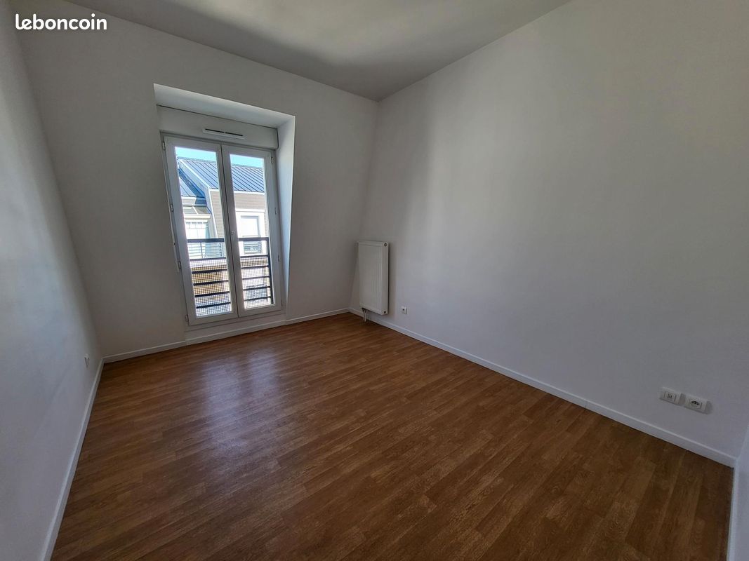 Appartement a louer chalons-en-champagne - 4 pièce(s) - 99 m2 - Surfyn