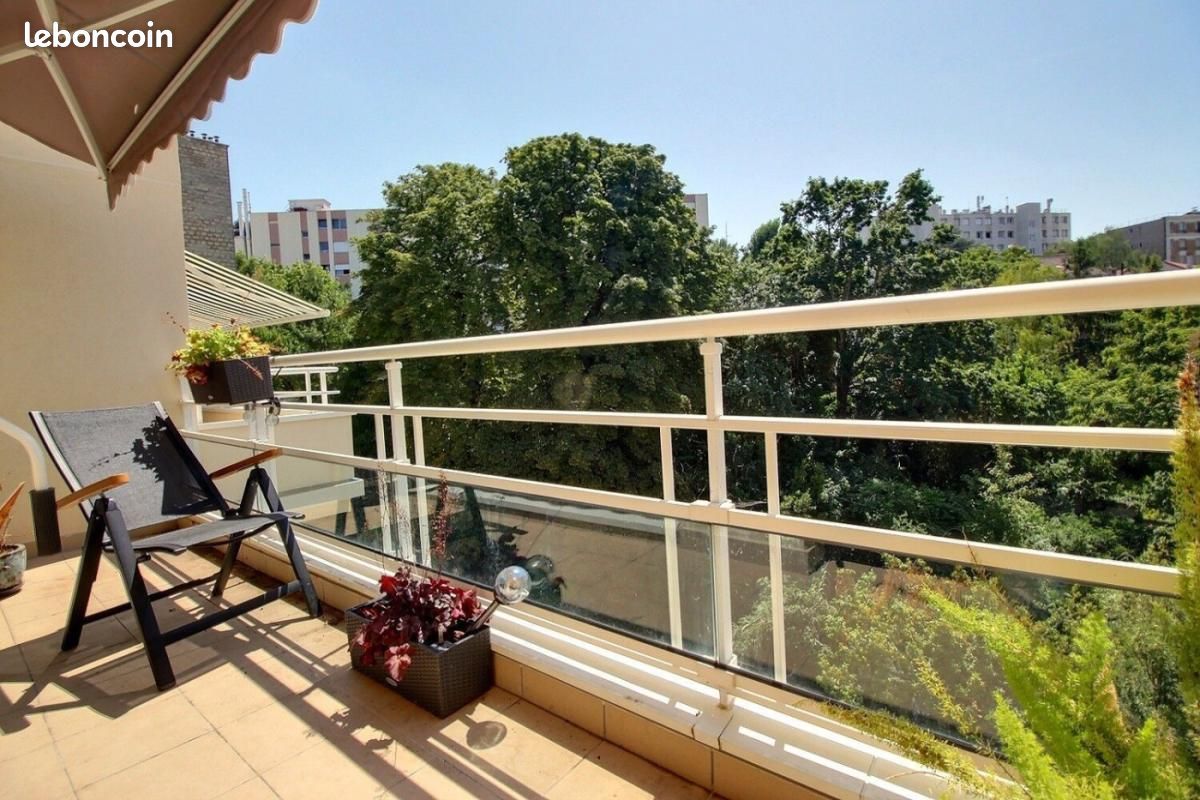 Appartement 4 pièces 98 m² · à Issy-les-Moulineaux · 98 m² · 950 000 €