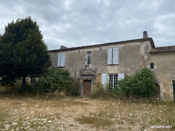 Maison 6 pièces 232 m²