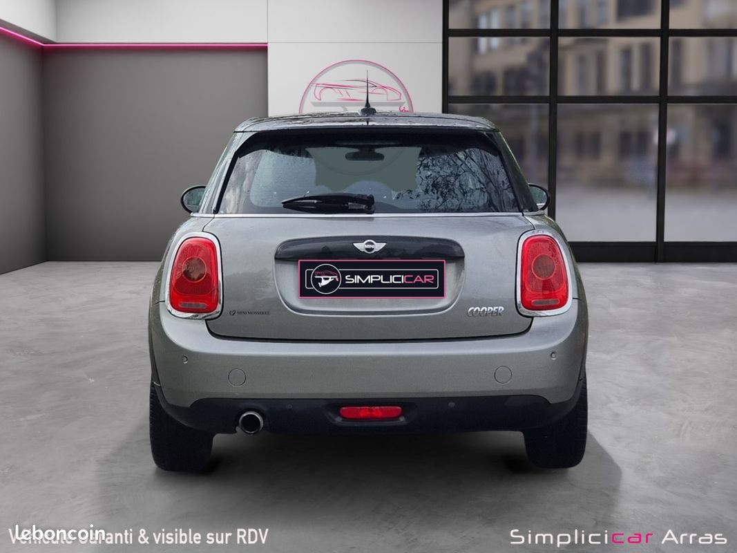 MINI COOPER III (F55) 1.5 Essence 136Ch FINITION CHILI - Garantie 12 mois (image 8)