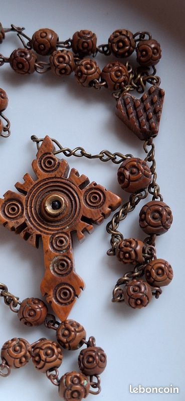 Ancien Chapelet XIXème En Bois Et Acier Avec Croix Reliquaire - CH54