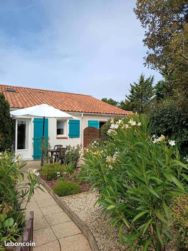 Maison 3 pièces 27 m² · à Saint-Michel-Chef-Chef · 27 m² · 170 000 €