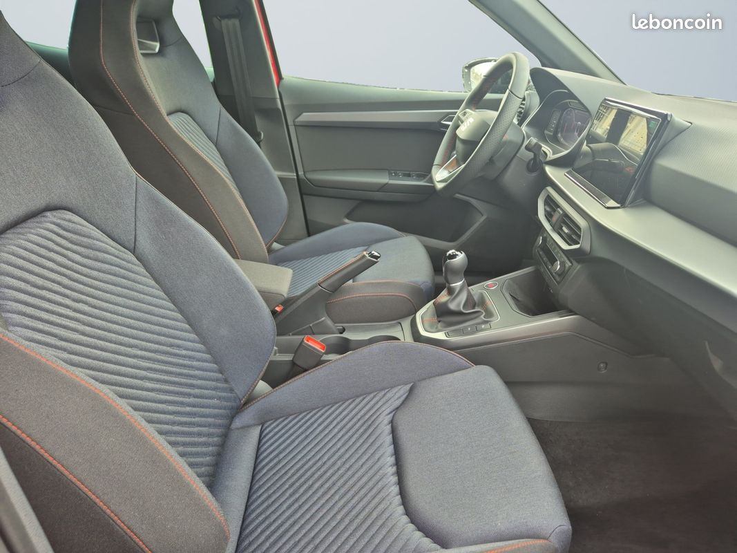 SEAT Arona 1.0 TSI 95 ch Start/Stop BVM5 FR (image 11)