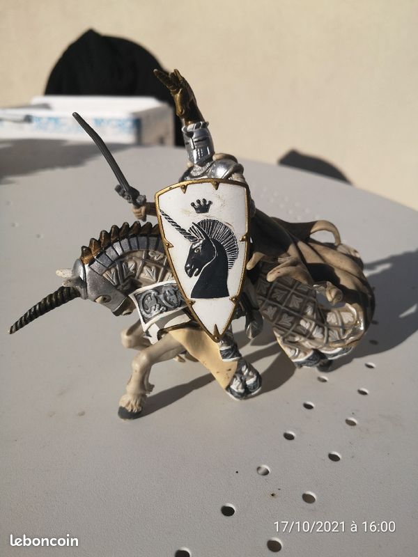 Figurine papo chevalier (image 1)