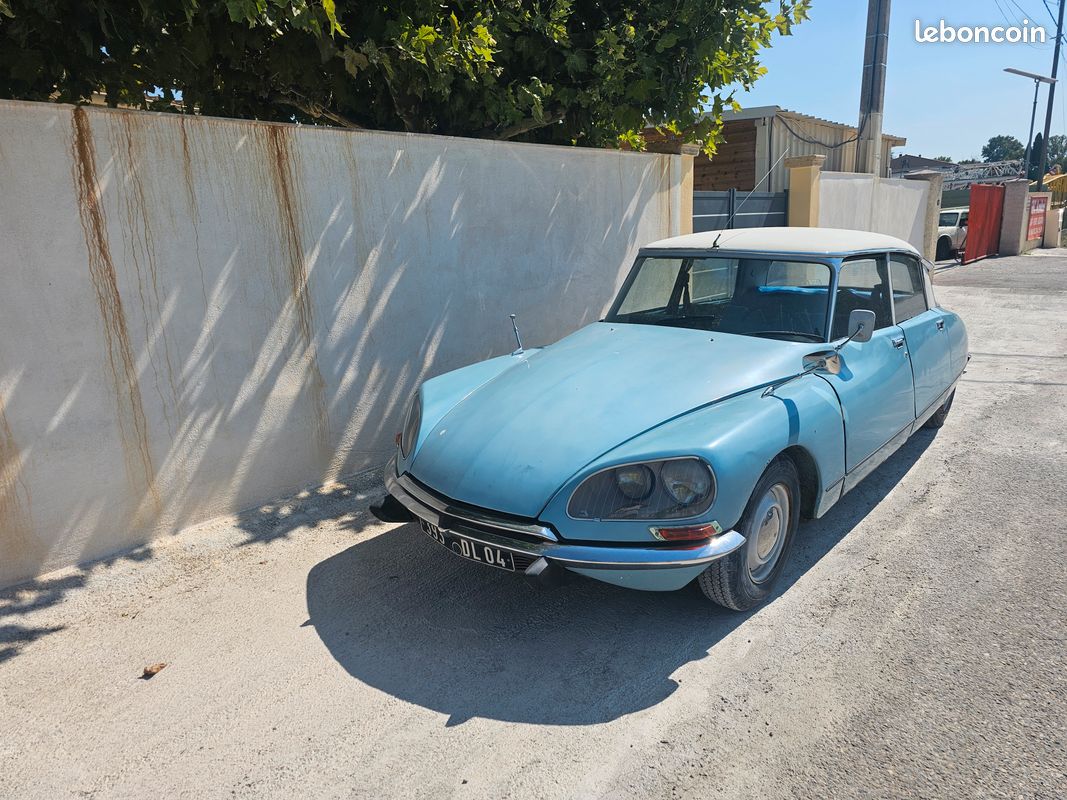 Voiture d 21 fd (image 1)