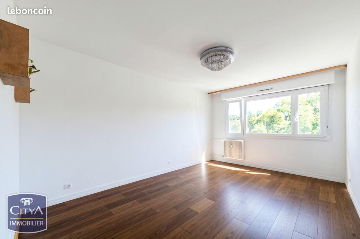 Appartement 3 pièces 65 m² · à Mulhouse · 65 m² · 94 000 €
