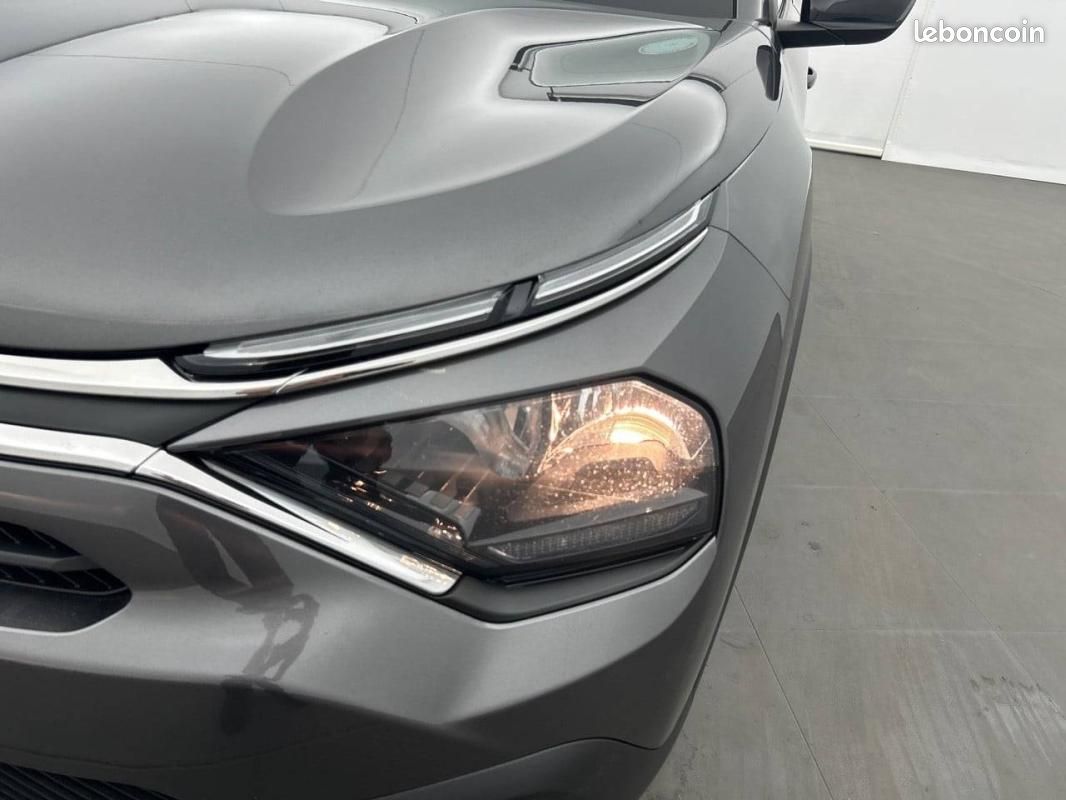 Citroën C4 SOCIETE BLUEHDI 130 EAT8 - PRO BUSINESS R (image 16)