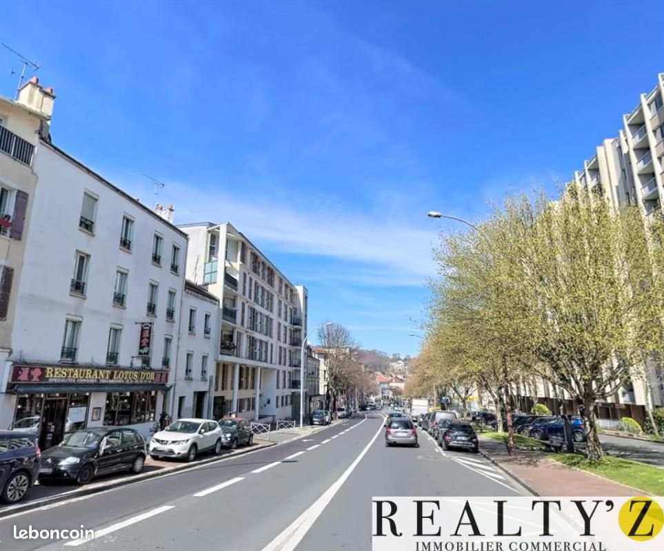 Local commercial 710 m² (image 2)