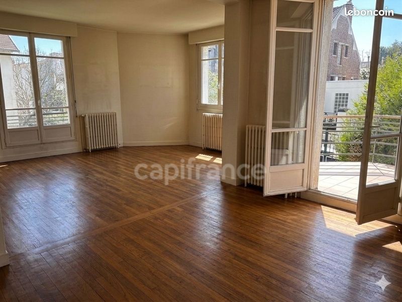 Maison 8 pièces 220 m² · à Meudon · 220 m² · 1 250 000 €